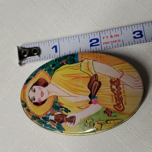 VTG Coca Cola Travel Tin & Sewing Supplies Handy Sewing Kit Retro Collectible - Picture 14 of 16